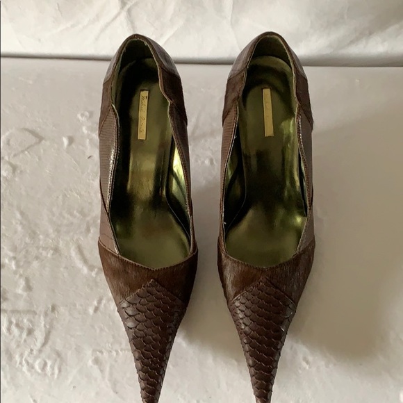 Women Stilettos - Picture 3 of 6